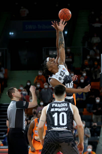 青年军能够 青年军能够