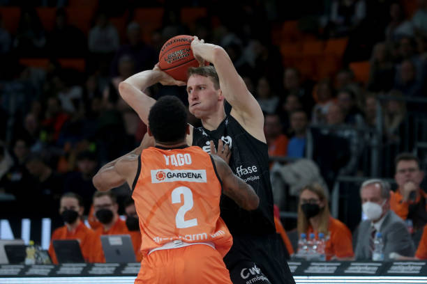 在考虑补强 在考虑补强