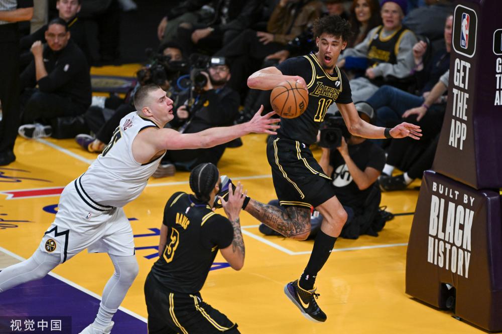 不断优化自 不断优化自